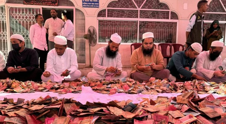 শাহজালাল মাজারের দানবাক্সে ৮৮ লাখ টাকা, মিলেছে ১৮ দেশের মুদ্রা